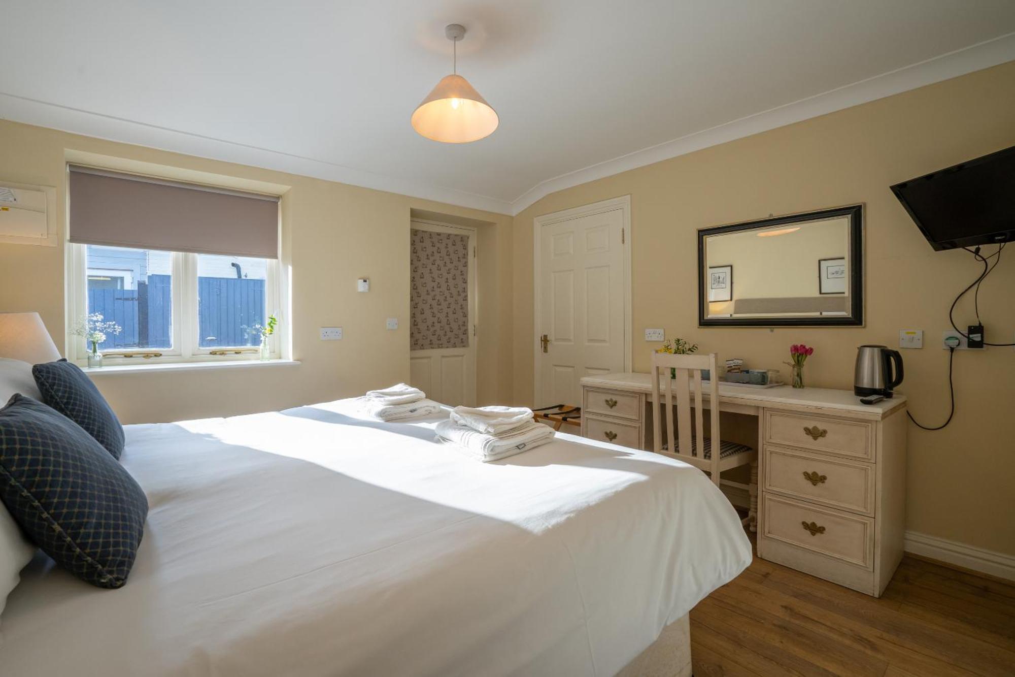 Hotel The Bedingfeld Arms Oxborough Habitación foto